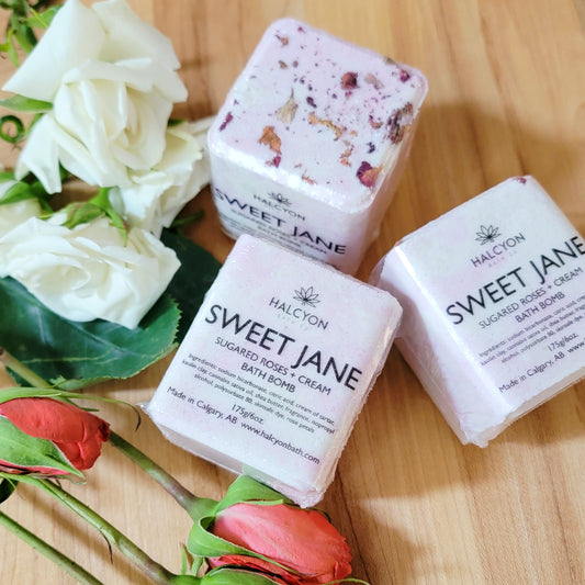 Sweet Jane - Sugared Roses + Cream Bath Bomb