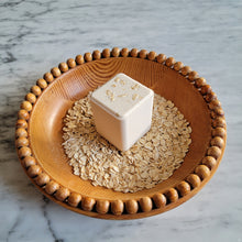 Load image into Gallery viewer, Oatmeal, Milk + Honey Bath Bomb
